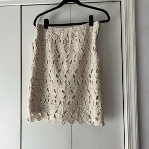 NWT! Dalia Crochet, Fully Lined Cream Pencil Skirt - Size 8